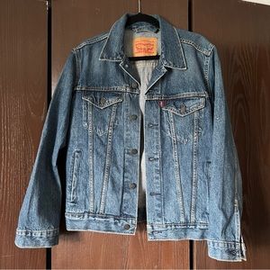 Men’s Small Levi’s Denim Jean Trucker Jacket